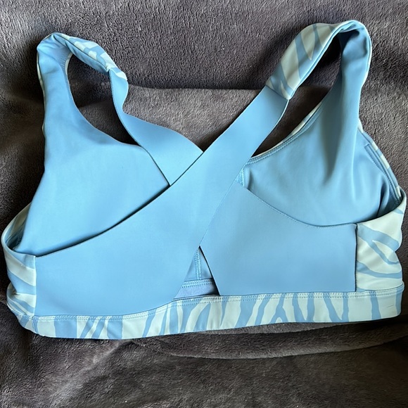 Bundle Nike Sports Bra & Old Navy ☘️ - Picture 10 of 11